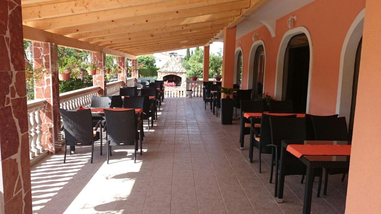 Villa Nikolina Medulin Extérieur photo